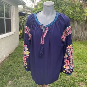 ANTHRO- SOLITAIRE EMBROIDERED PEASANT TOP SZ XL